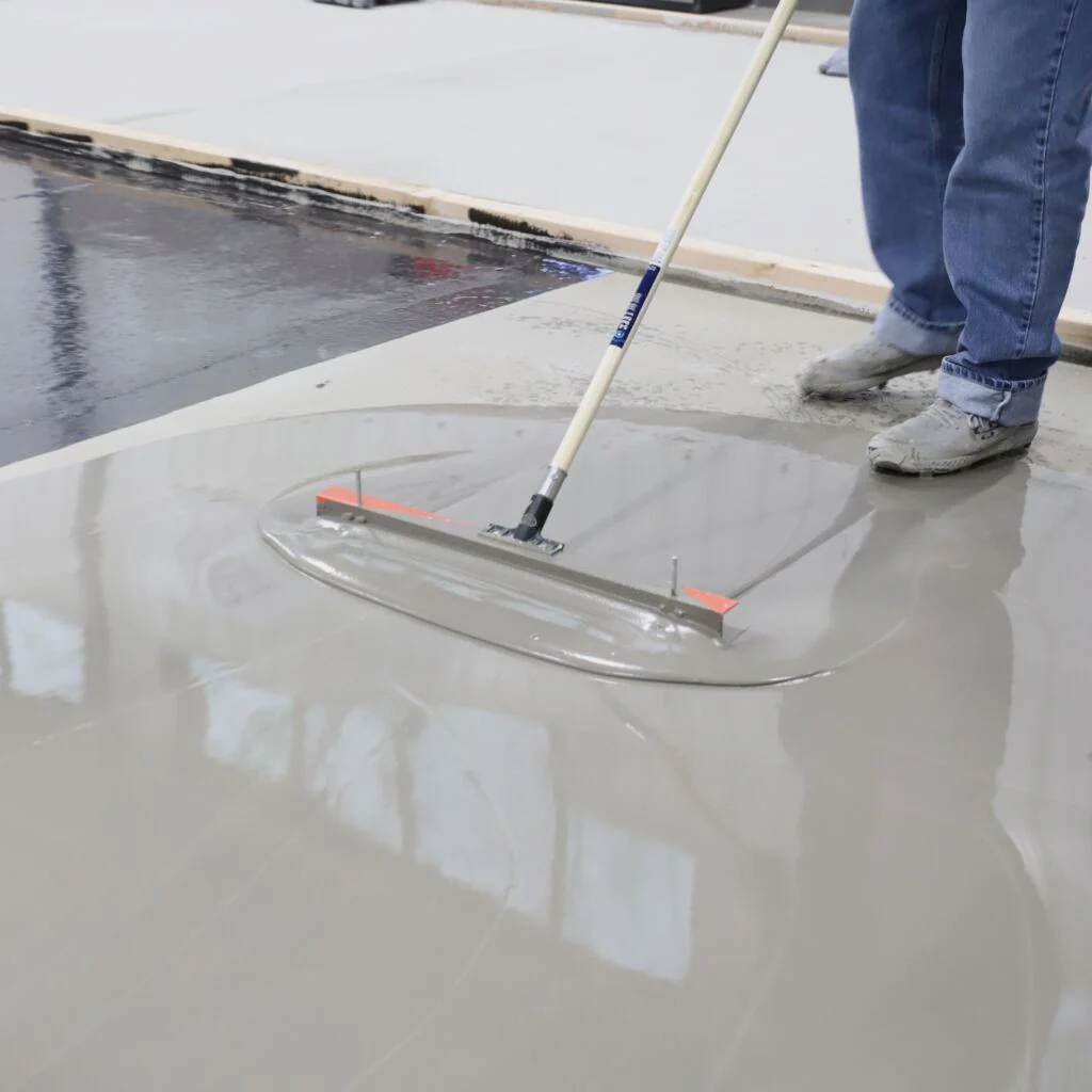 Ardex V 1300 High-Flow Self-Leveling Underlayment - Image 4