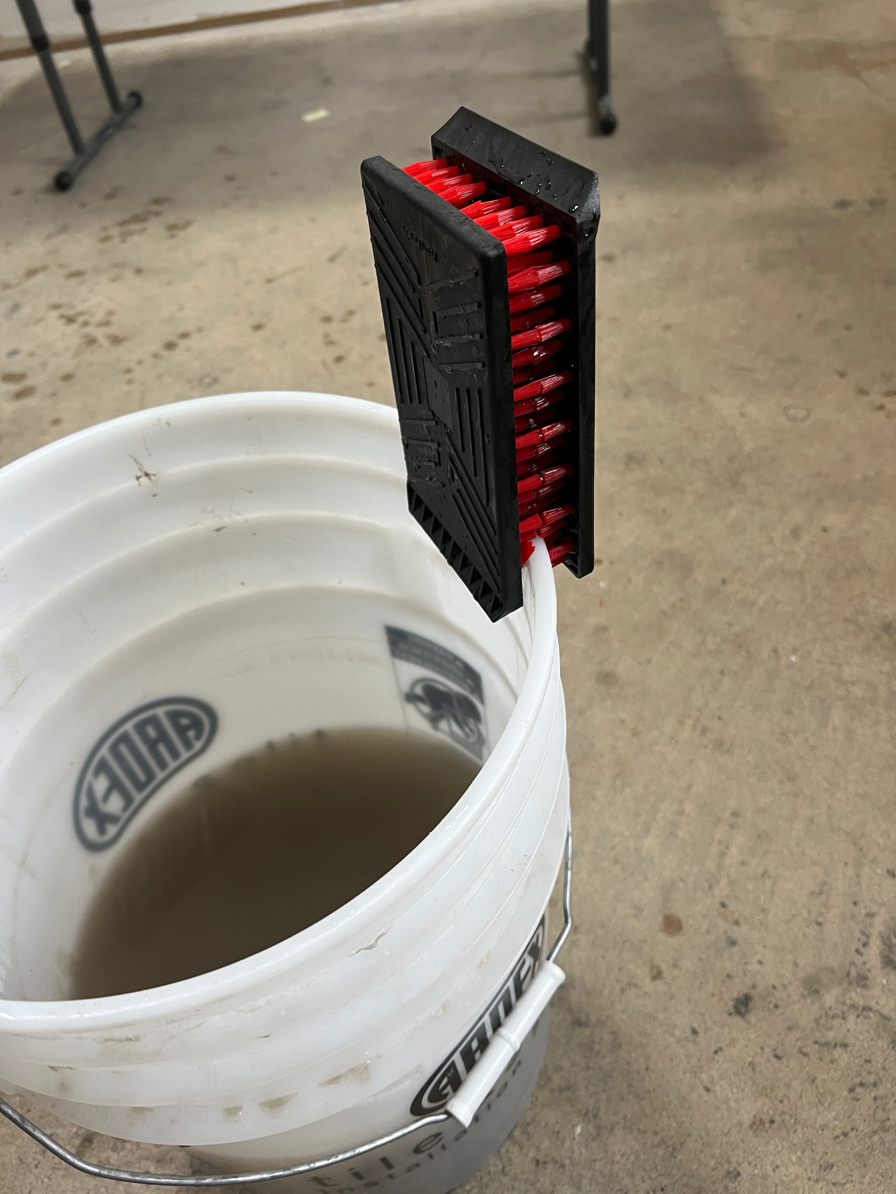 RTC Trowel Cleaning Brush - Image 5